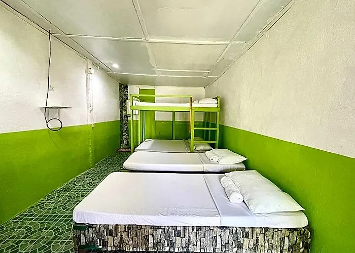 Oyo 899 Merie Diz Sunrise Hotel